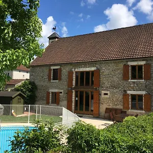 https://la-grange-du-noyer.midi-pyreneeshotels.com